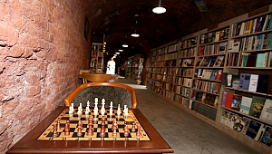 Ankara’da Çöpten Çıkan Kütüphanede Rekor Büyüme