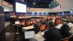 ASO Başkanı Özdebir; 'ekonomimiz koşmuş ama rakiplerinden geri kalmıştır'