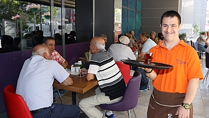 Ç'engel Kafe'ye Uğrayın, Yüzlerini Güldürün