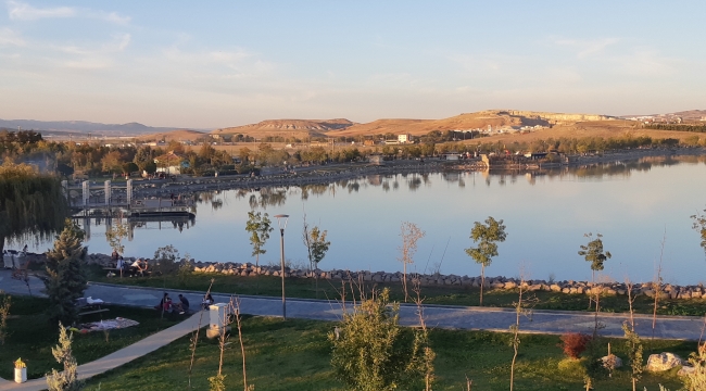 Ankara Temelli Gölü'nde Kirlilik Artıyor - TURİZM - Ankara'nın Ekonomi  Sitesi