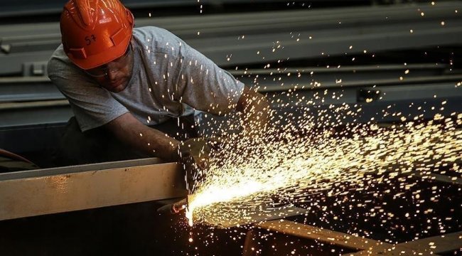 Sanayide çalışan kişi başına üretim arttı