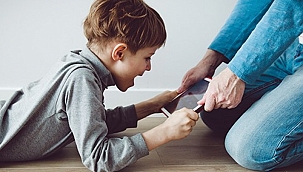 Tablet ve telefonla sık oynayan çocuklarda psikolojik rahatsızlıklar oluşuyor