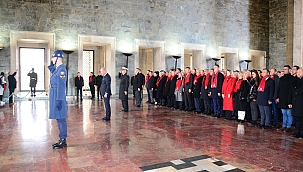 ASO’dan Anıtkabir’e ziyaret 