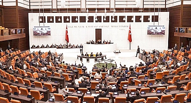 Meclis ara verdi EYT marta kaldı