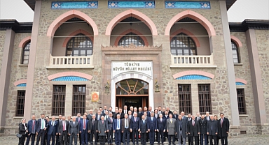 Finans Merkezinin Ankara’ya taşınması değerlendirilmeli