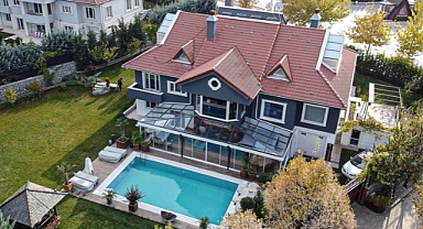 Yeşil barış villalarında eşyalarıyla satılık havuzlu ultra lüks villa