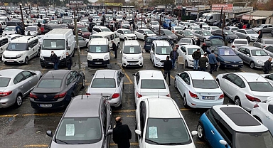 Bakan Bolat açıkladı... İkinci el otomobillerin fiyatı sıfır fiyatını geçemeyecek