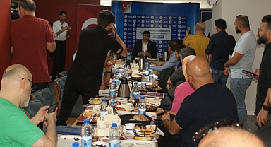 Basından Kahramankazan Belediye Başkanı Serhat Oğuz’a sessiz protesto
