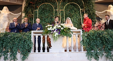 Gölbaşı Belediye Başkanı Ramazan Şimşek kızını evlendirdi