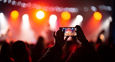 Üniversiteli dostu büyükşehir belediyeleri raporu açıklandı