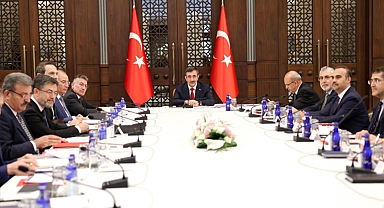 Enflasyonun orta vadede tek haneli seviyelere düşmesi hedeflenmektedir