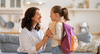 Okula dönüşte çocuğunuzla açık ve sade iletişim kurun