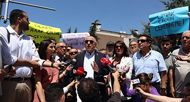Prof Özdağ Limak Holdin’in Ankara genel merkezinde açıklama yaptı