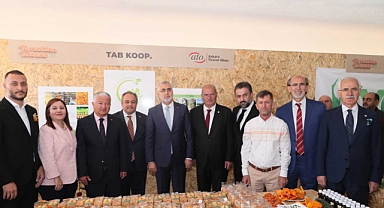 Çiçek için 1 milyar, tıbbi ve aromatik bitkiler için 2 milyar dolarlık ihracat hedefi 