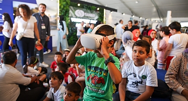 TEKNOFEST geleceğimizin teminatı gençlerimize ilham oluyor