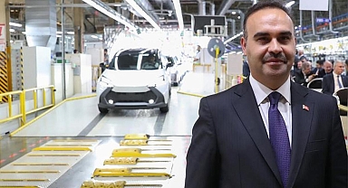 Avrupa'nın ilk şarj edilebilir hibrit otomobili Sakarya'da üretildi