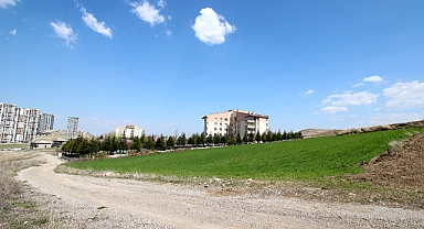 Ankara Dodurga'da toplam 3.273 m2 5 katlı konut imarlı arsa
