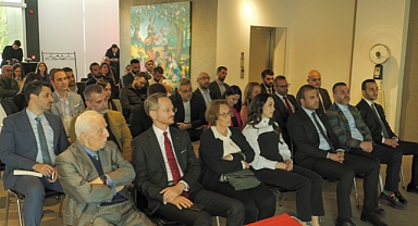 Türk insanının felsefeye ilgi duyduğunu gösteren birçok işaret ortaya çıktı