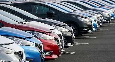 İkinci el çevrim içi oto pazarında satışlar geriledi