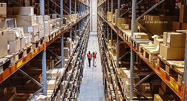 Ticaret satış hacmi mayısta yıllık bazda azalırken, perakende satış hacmi arttı
