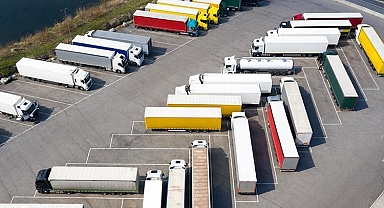 Ticaret satış hacmi haziranda yıllık bazda azalırken perakende satış hacmi arttı