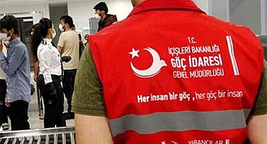 Göç İdaresi Başkanlığı: 140 binden fazla düzensiz göçmen sınır dışı edildi