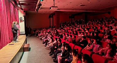 Sincan’da çocuklara özel tiyatro gösterileri