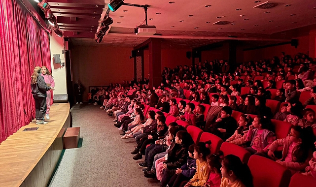 Sincan’da çocuklara özel tiyatro gösterileri