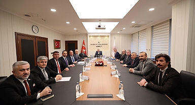 ATO Heyeti Çalışma ve Sosyal Güvenlik Bakanı Işıkhan’ı ziyaret etti