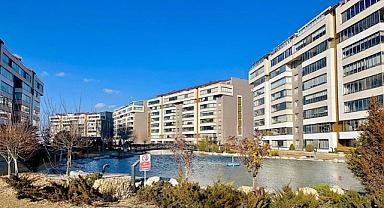 Beysu Konakları sitesinde dubleks konut yaşamda konforu ulaşımda rahatlık sunuyor