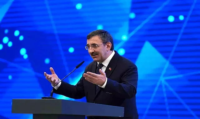 Biz son 22 yıldır gençlerimize, çocuklarımıza büyük yatırım yaptık