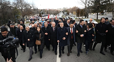 Çayırhan Termik Santrali işçileri özelleştirme idaresine yürüdü