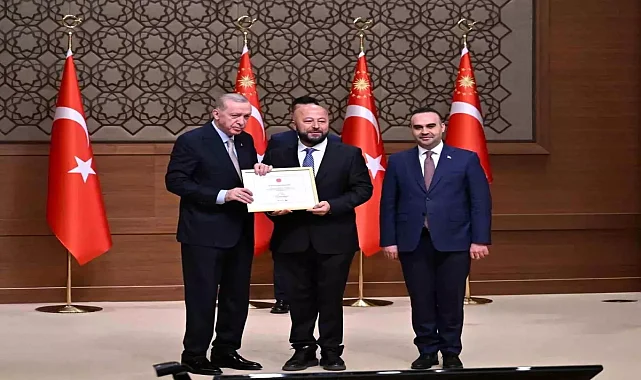 Cumhurbaşkanı Erdoğan'dan CW Solar Cell'e ödül