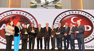 Siyaset ve iş dünyası ASAD Platformu’nun iftarında buluştu