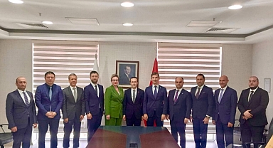 Türeb heyeti rüzgâr enerjisi sektörünün geleceği için önemli ziyaretlerde bulundu