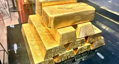 Altın Fiyatları Rekor Kırdı: Ons Altın 3 Bin 300 Doları Aştı