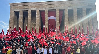 Anıtkabir'i 23 Nisan'da 236 bin kişi ziyaret etti
