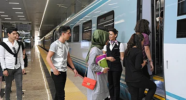 Raylarda bayram trafiği... 2,8 milyon yolcu taşındı