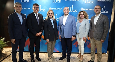 Halkbank genç girişimcileri desteklemeye devam ediyor
