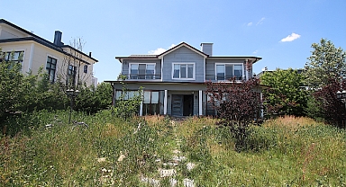 Gölbaşı Güzelyalı'da göl manzaralı 2 katlı keyifli villa