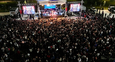Sincan Belediyesi Sincan Park’ta muhteşem bir konser düzenledi