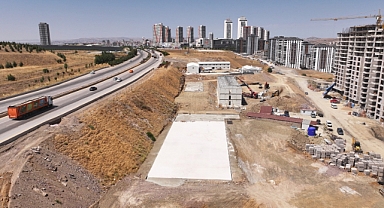 Mamak Metrosu'nda şantiyeler kuruldu