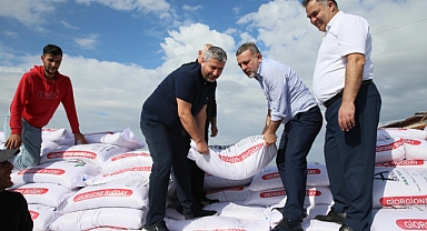 Sincan Belediyesi’nden üreticilere buğday tohumu desteği