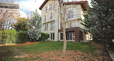 Bilkent Bahçe villalarında satılık konforlu villa
