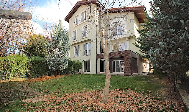 Bilkent Bahçe konutlarında satılık konforlu villa