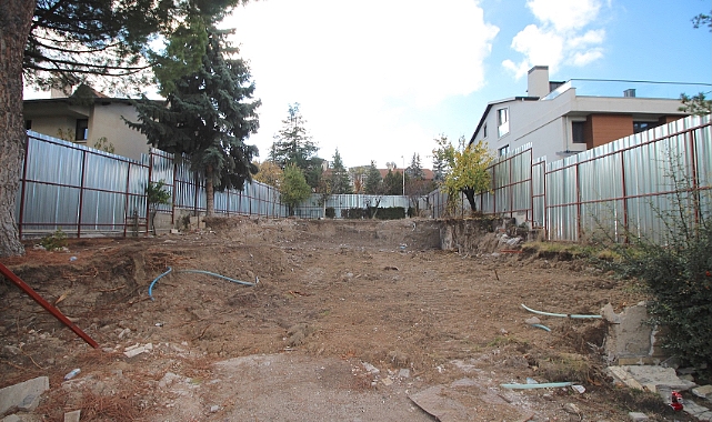 Çayyolu Erdemkent sitesinde satılık 600 m² arsa fırsatı