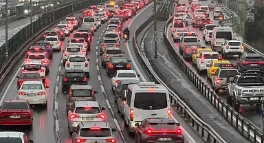 Ekim'de trafiğe kayıtlı taşıtlar azaldı... Otomobil ve motosiklet öne çıktı