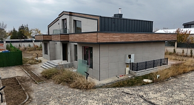 Gölbaşı’nda site içerisinde 6 odalı lüks villa satışa sunuldu