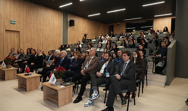 Ankara'da nöronal enerji dinamikleri kongresinde bilim dünyası bir araya geldi