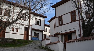 Ankara Kalesi'ndeki yapılar aslına uygun olarak yenilendi